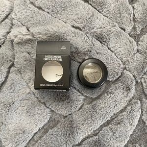New NIB MAC dazzle shadow in Let’s Boogie